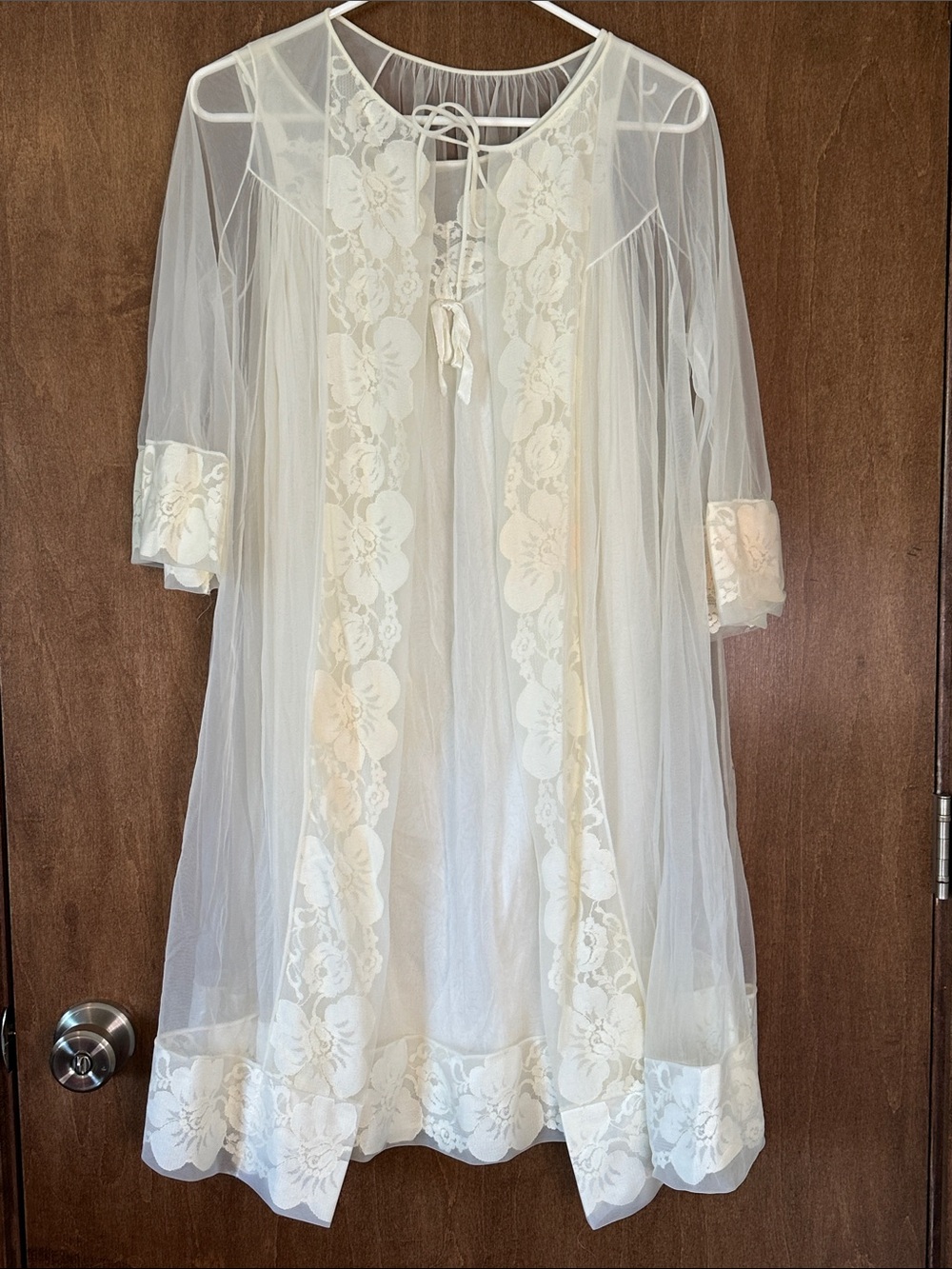 Vintage 1960s Sears Ivory Sheer Nylon Lace Peignoir Set